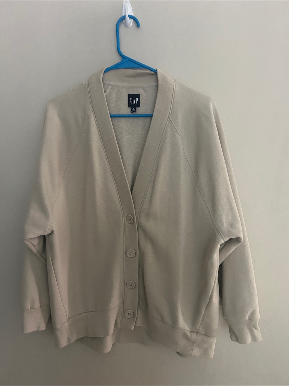 GAP Women's Cream Button-Front V-Neck Cardigan